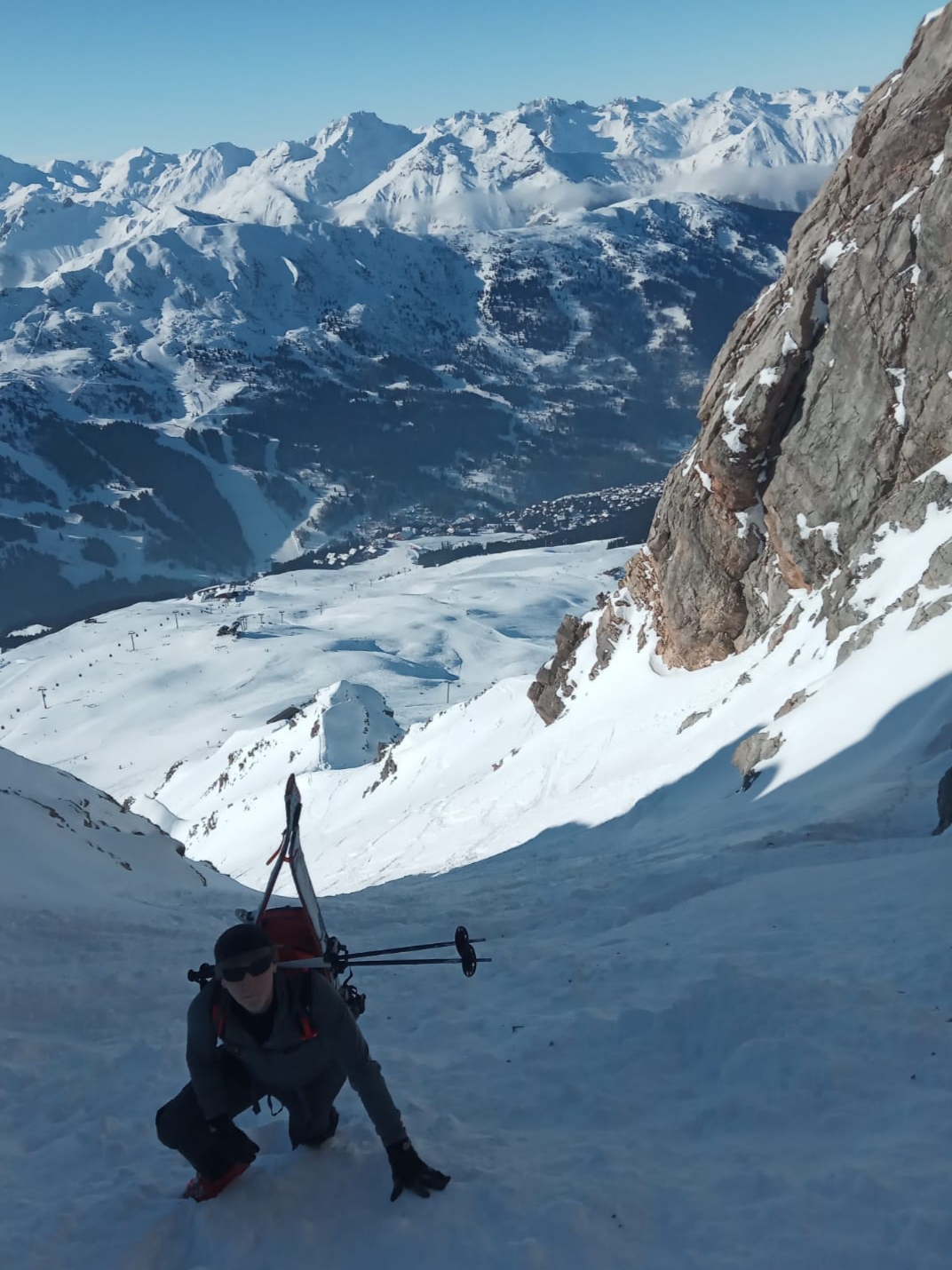 Bootpacking to the sound of La Folie Deuce cabaret far below.