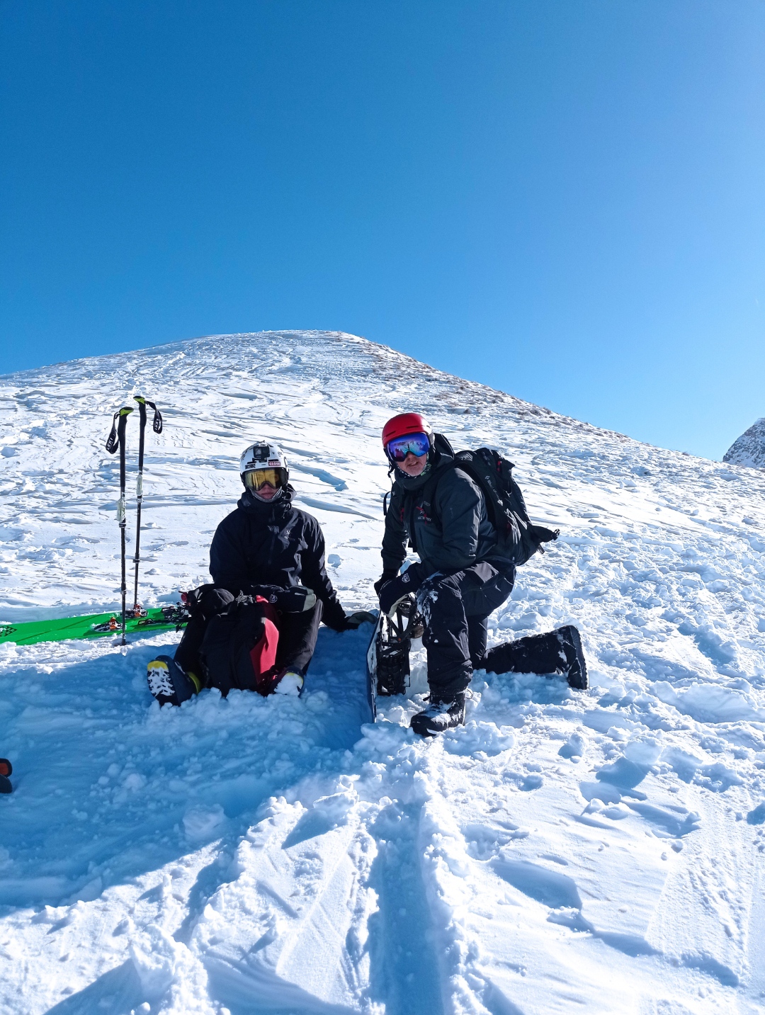 Riders Jake & Matt contemplate their cosmic insignificance on the Crete de Plan Mugnier.