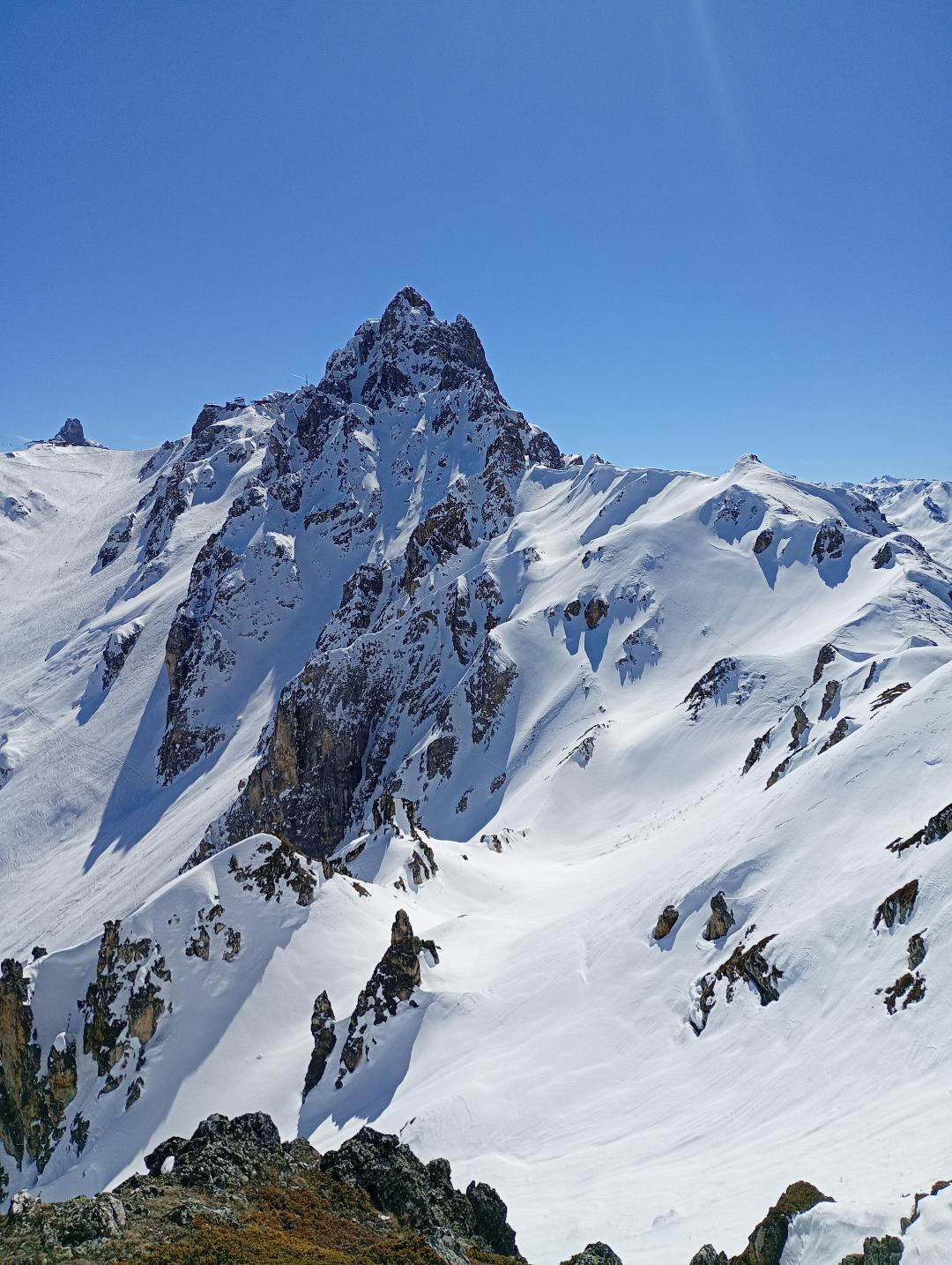 Croix De Verdon seen from the Rocher De La Loze.