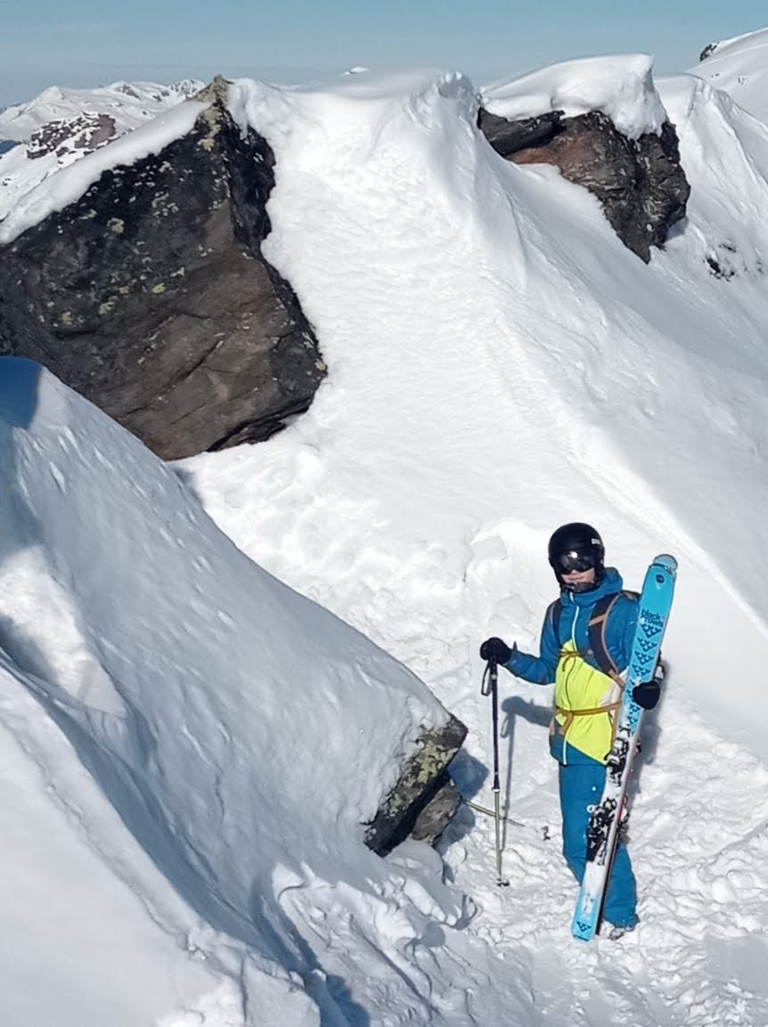 Sneaking along the ridge is a mixture of hiking and boot packing.