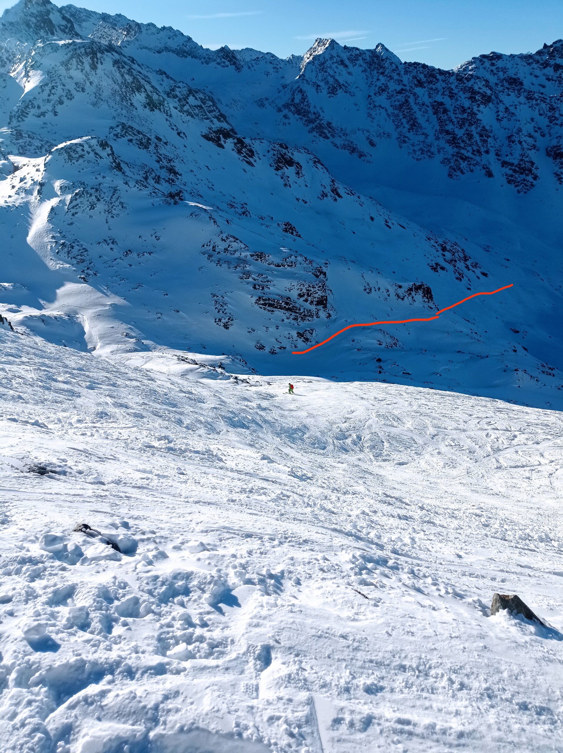 Descent from Mont Vallon with traverse highlighted in red.