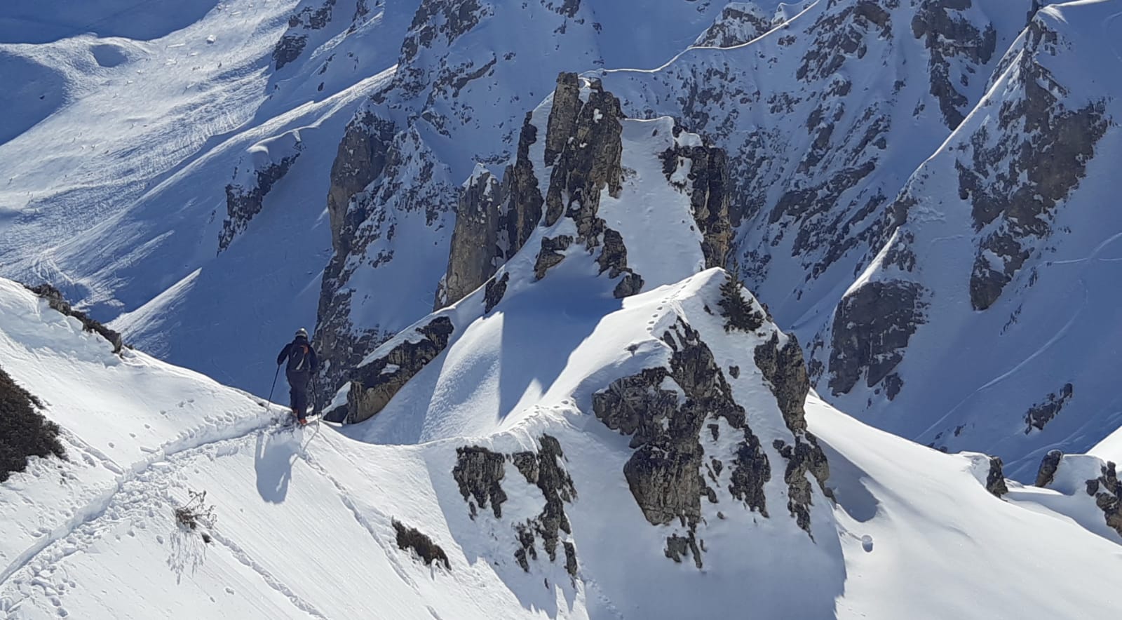 Standing at the entrance into Little Canyon. 📷 Goodshitskier.